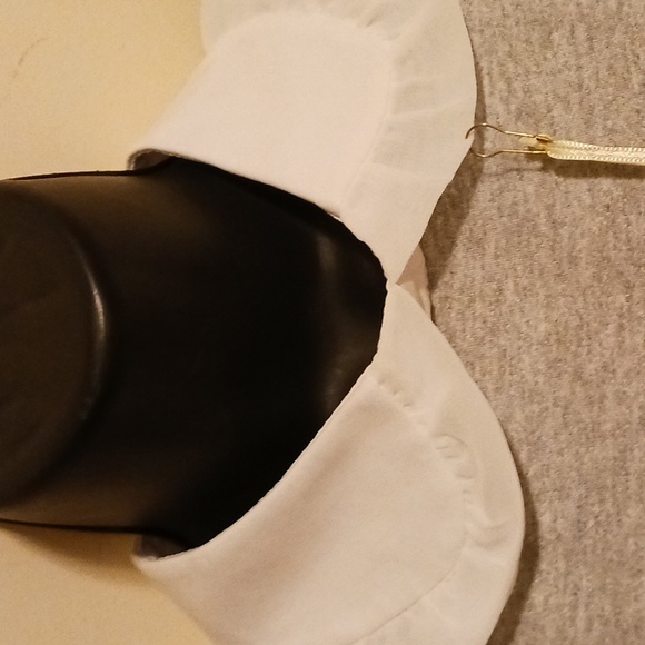 Misia cotton top with ruffle collar and puffysleeves sz. M colors white grey - Picture 4 of 8